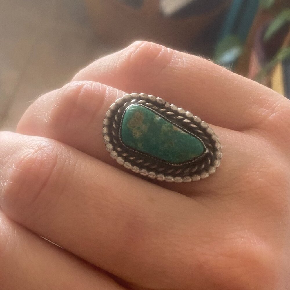 Vintage Sterling Silver Ring - Picture 3 of 3